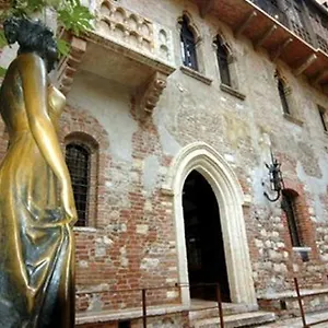 Affittacamere Le Notti Di Giulietta, Verona