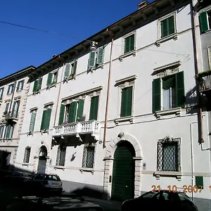 Affittacamere Suites Alla Giarina, Verona