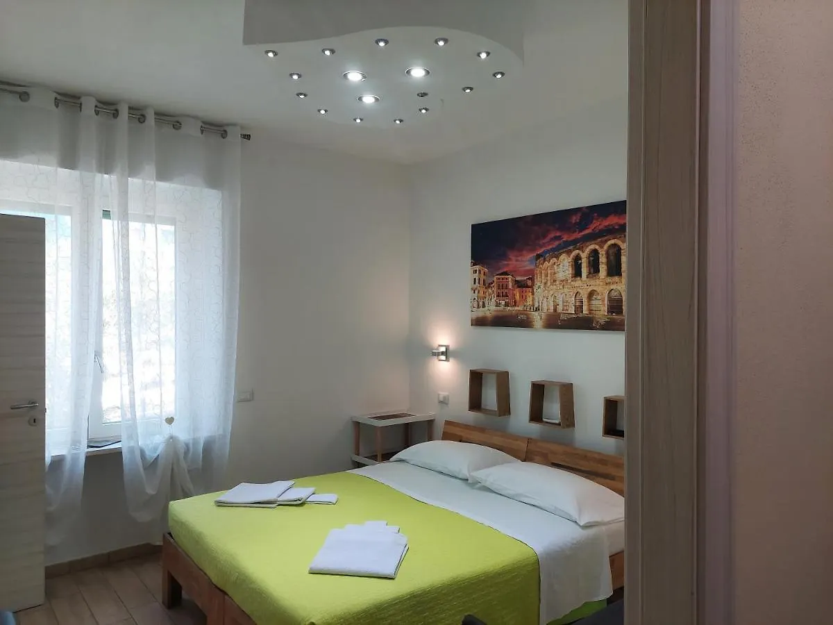 Vapama Rooms Verona 0*,  Italy