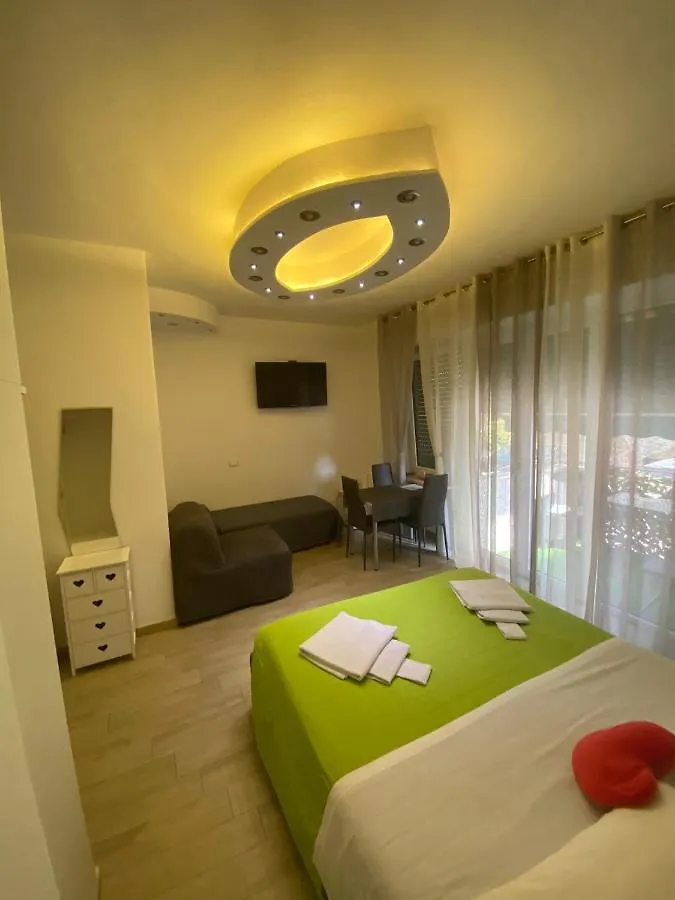 Vapama Rooms Verona 0*,