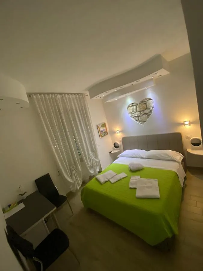 Vapama Rooms Verona 0*,